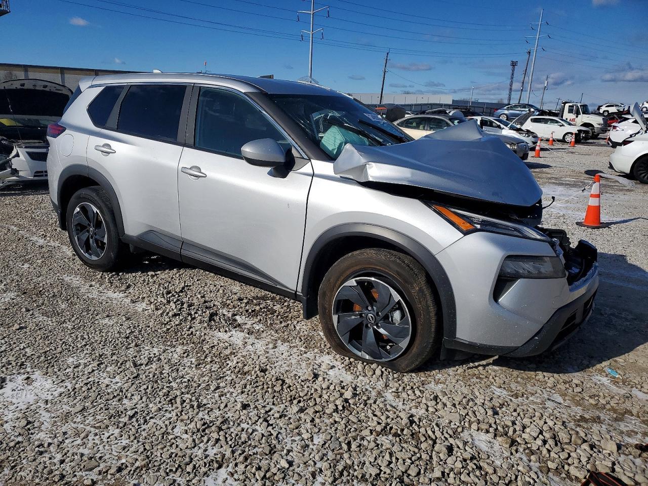 2025 Nissan Rogue Sv - Фото 4