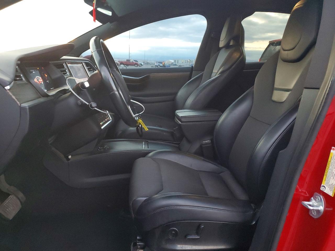 2016 Tesla Model X - Image 7