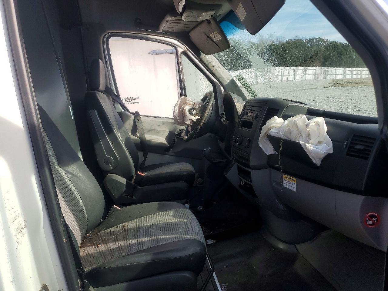 2008 Dodge Sprinter 2500 - Фото 7
