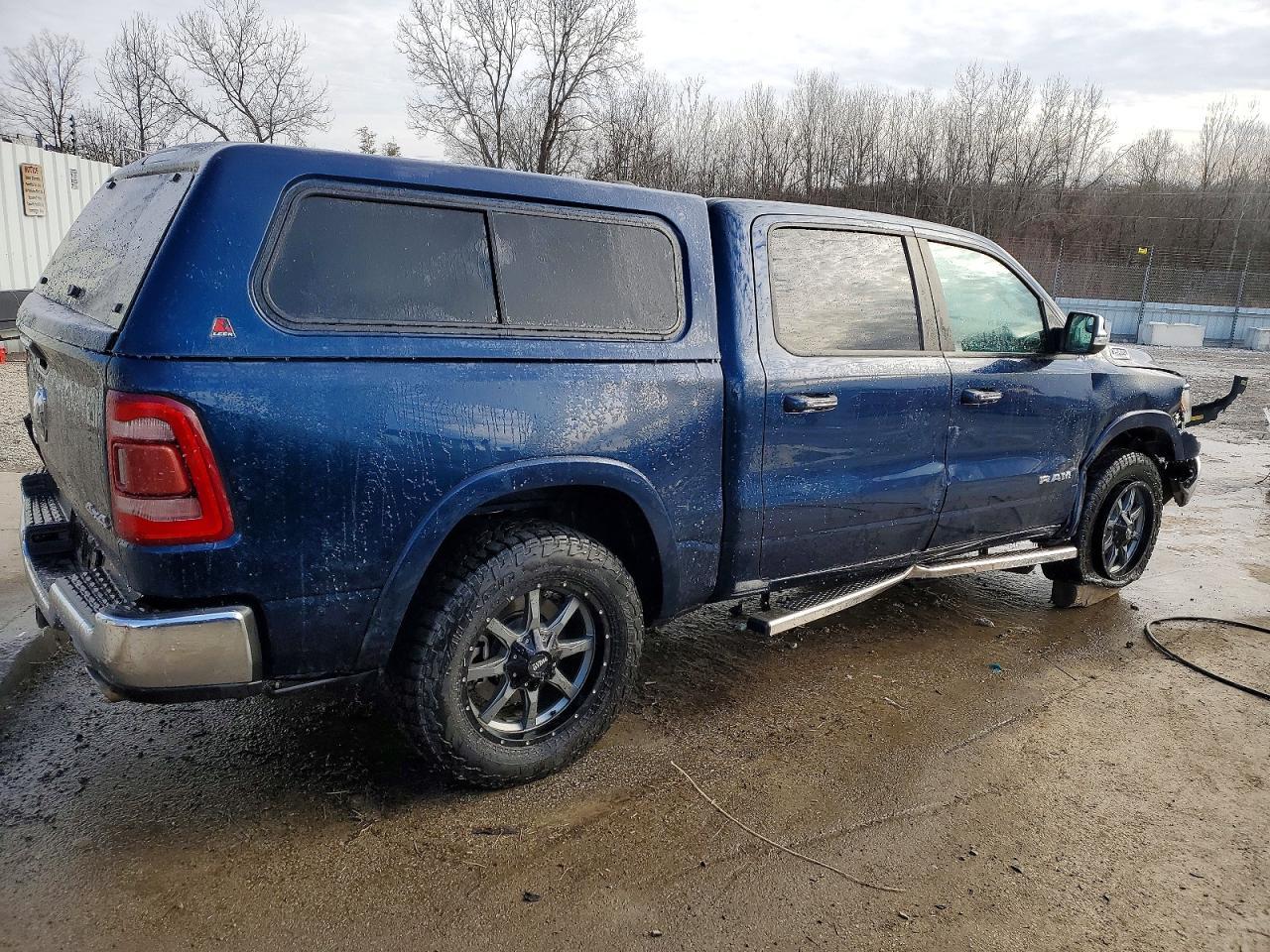 2020 Ram 1500 Laramie - Image 3