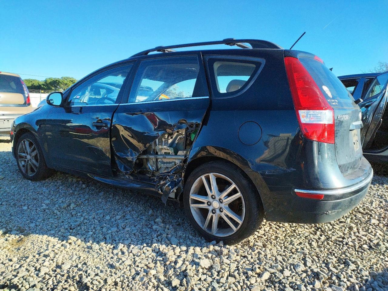 2010 Hyundai Elantra Touring Gls - Фото 2
