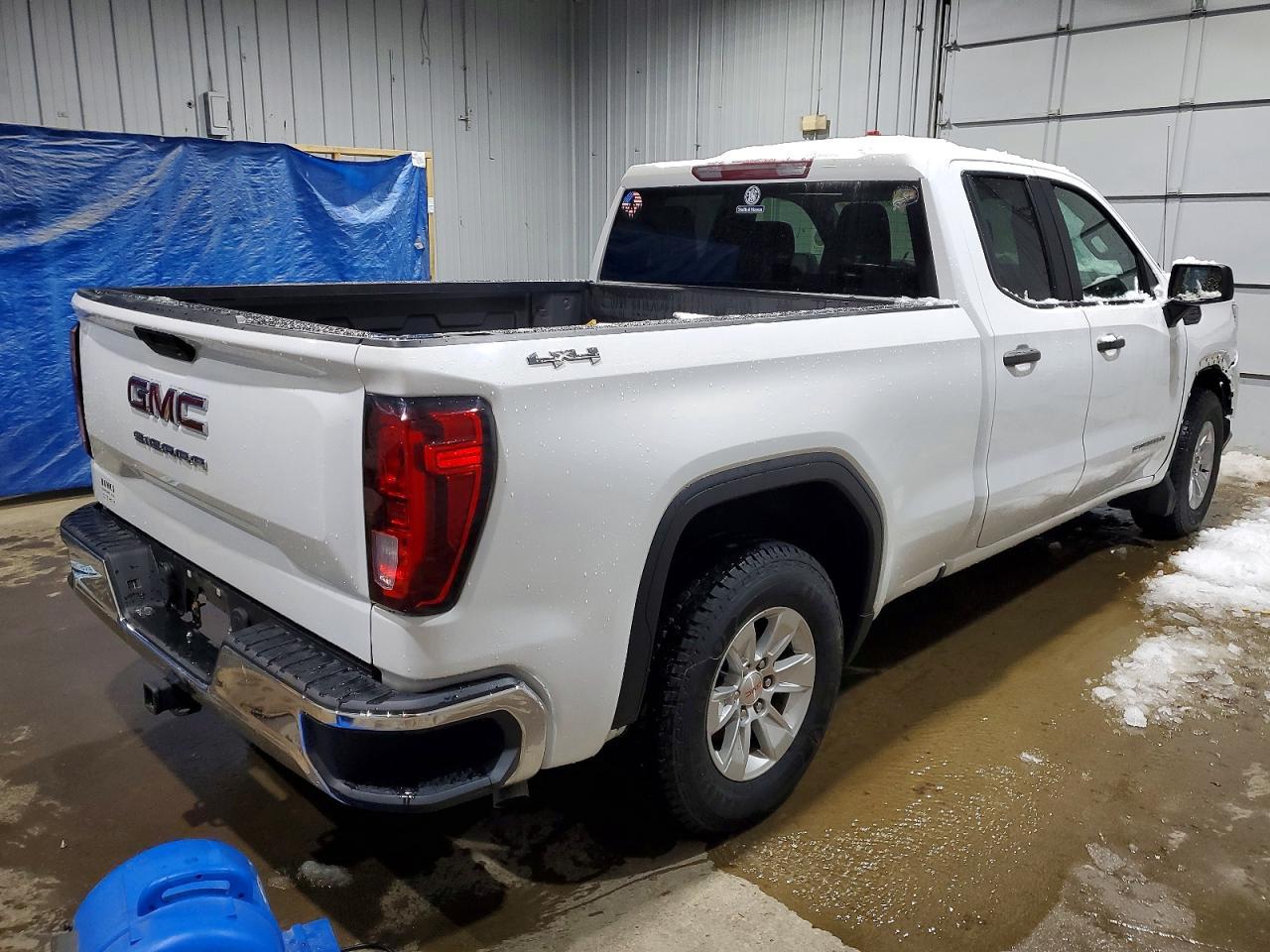 2020 GMC Sierra K1500 - Image 3