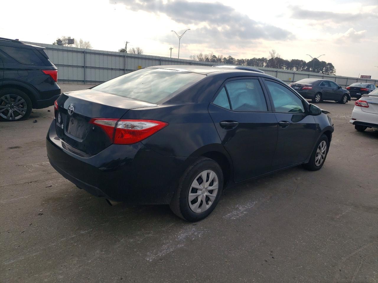 2015 Toyota Corolla L - Фото 3