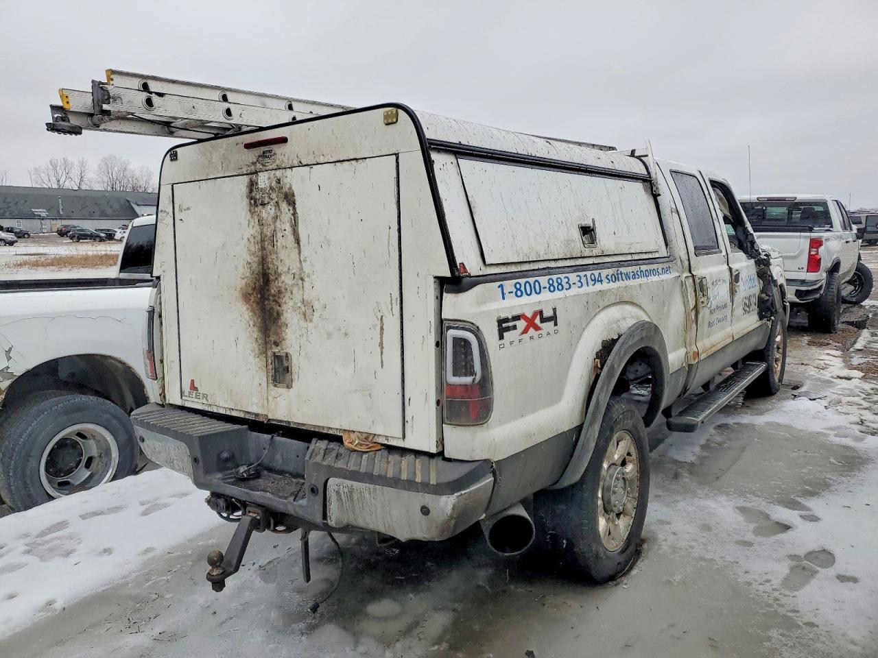 2011 Ford F350 Super Duty - Фото 3