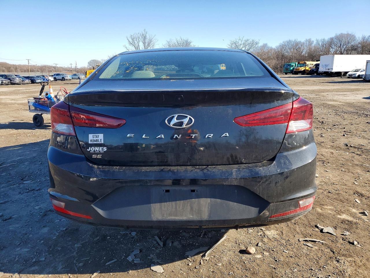 2020 Hyundai Elantra Se - Фото 6