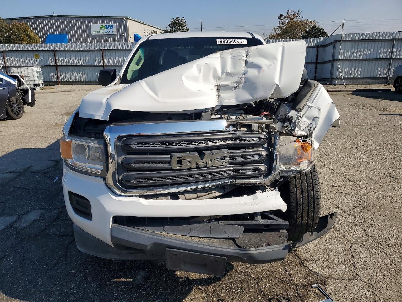 2020 GMC Canyon - Image 5