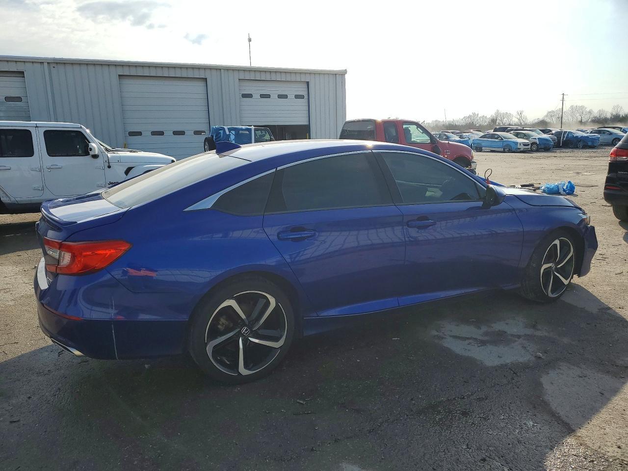 2020 Honda Accord Sport - Image 3