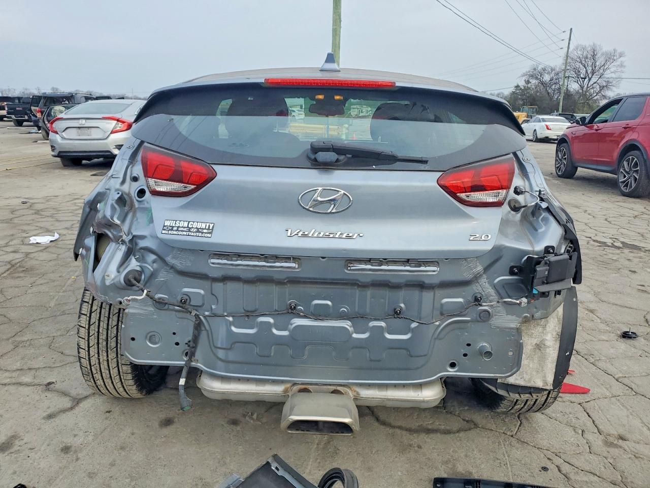 2019 Hyundai Veloster Base - Image 6