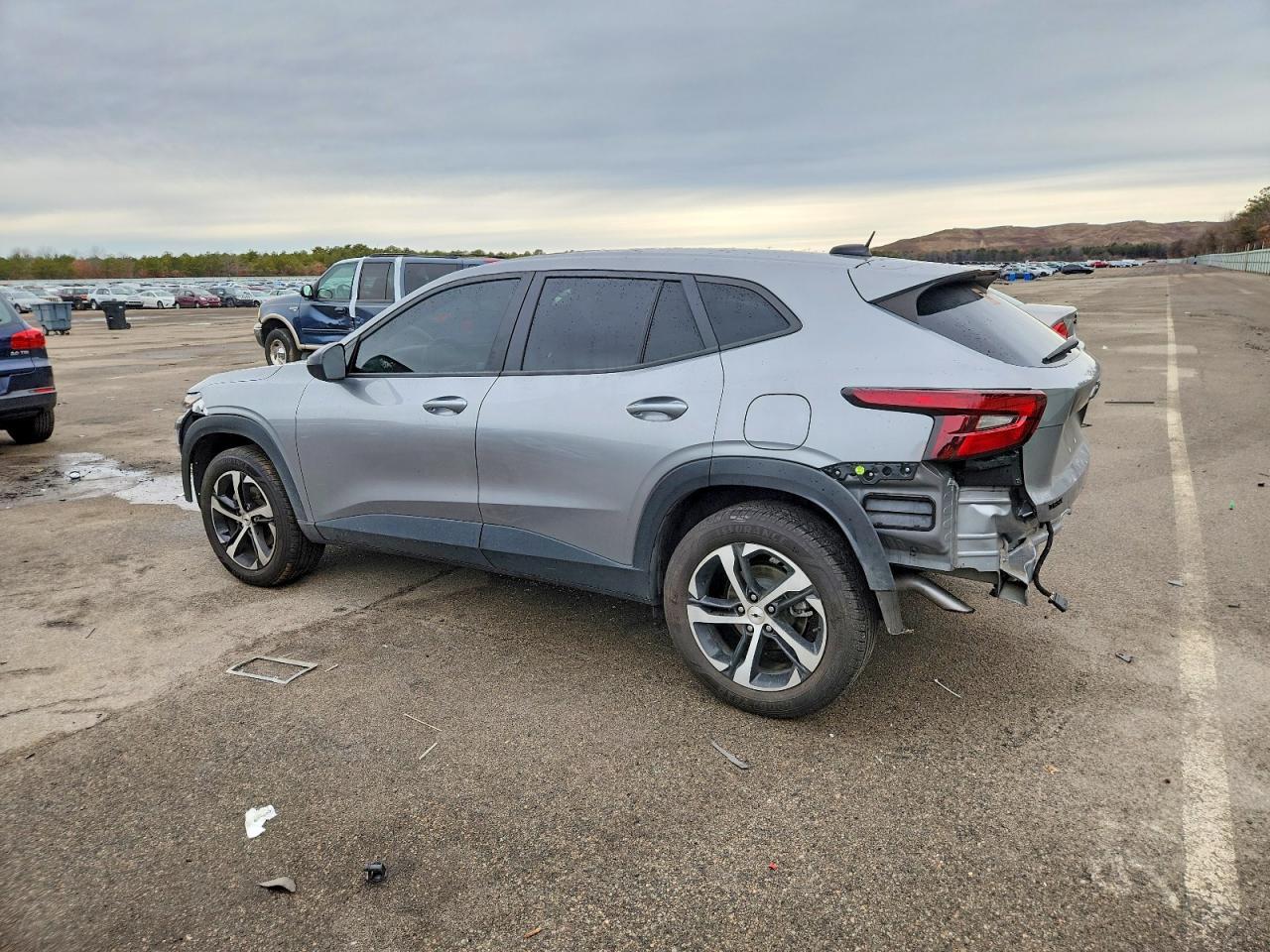 2024 Chevrolet Trax 1Rs - Фото 2