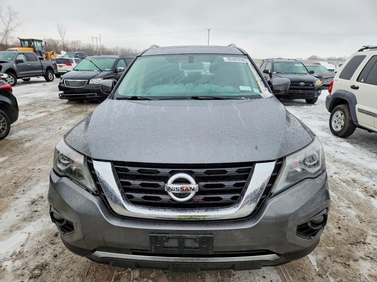 2019 Nissan Pathfinder S - Фото 5