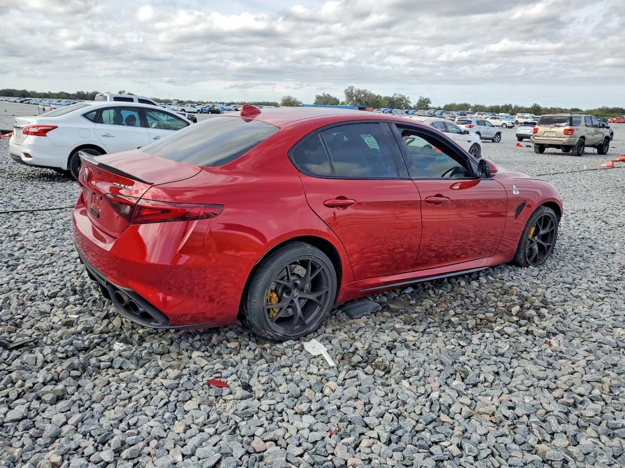 2018 Alfa Romeo Giulia Quadrifoglio - Image 3
