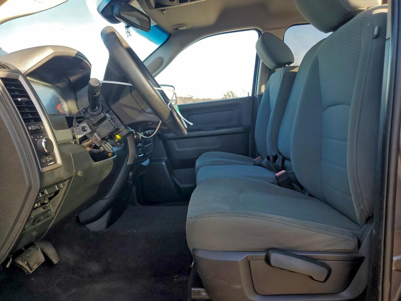 2016 Ram 1500 St - Image 7