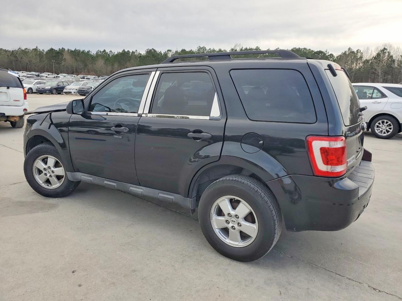 2012 Ford Escape Xlt - Фото 2