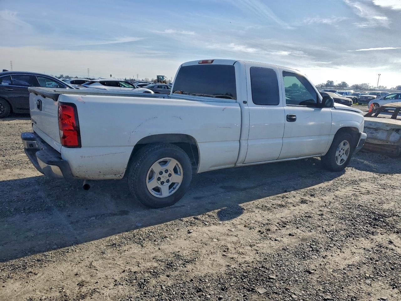 2007 Chevrolet Silverado C1500 Classic - Фото 3