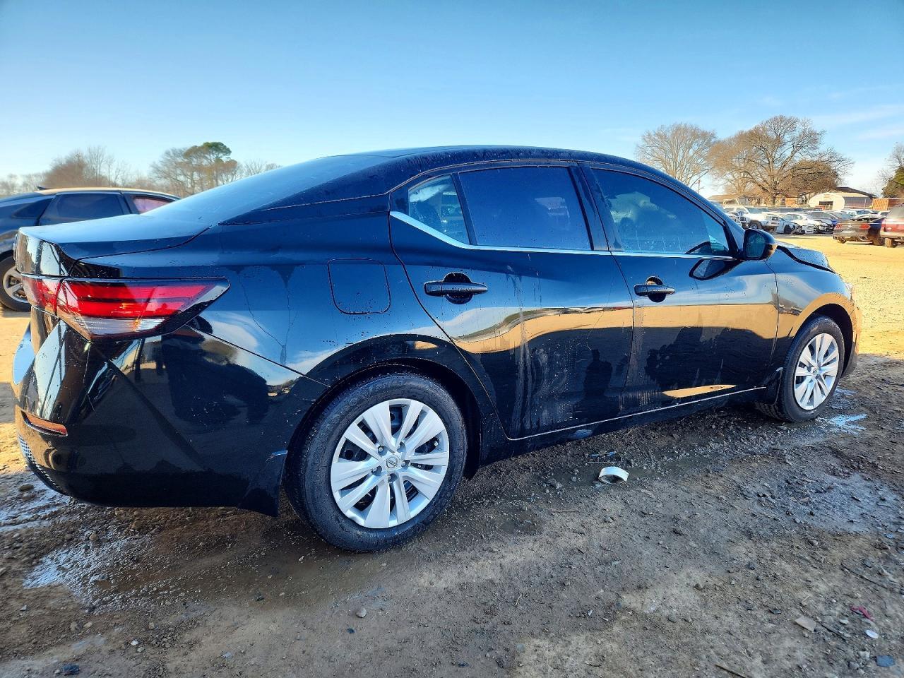 2025 Nissan Sentra S - Image 3