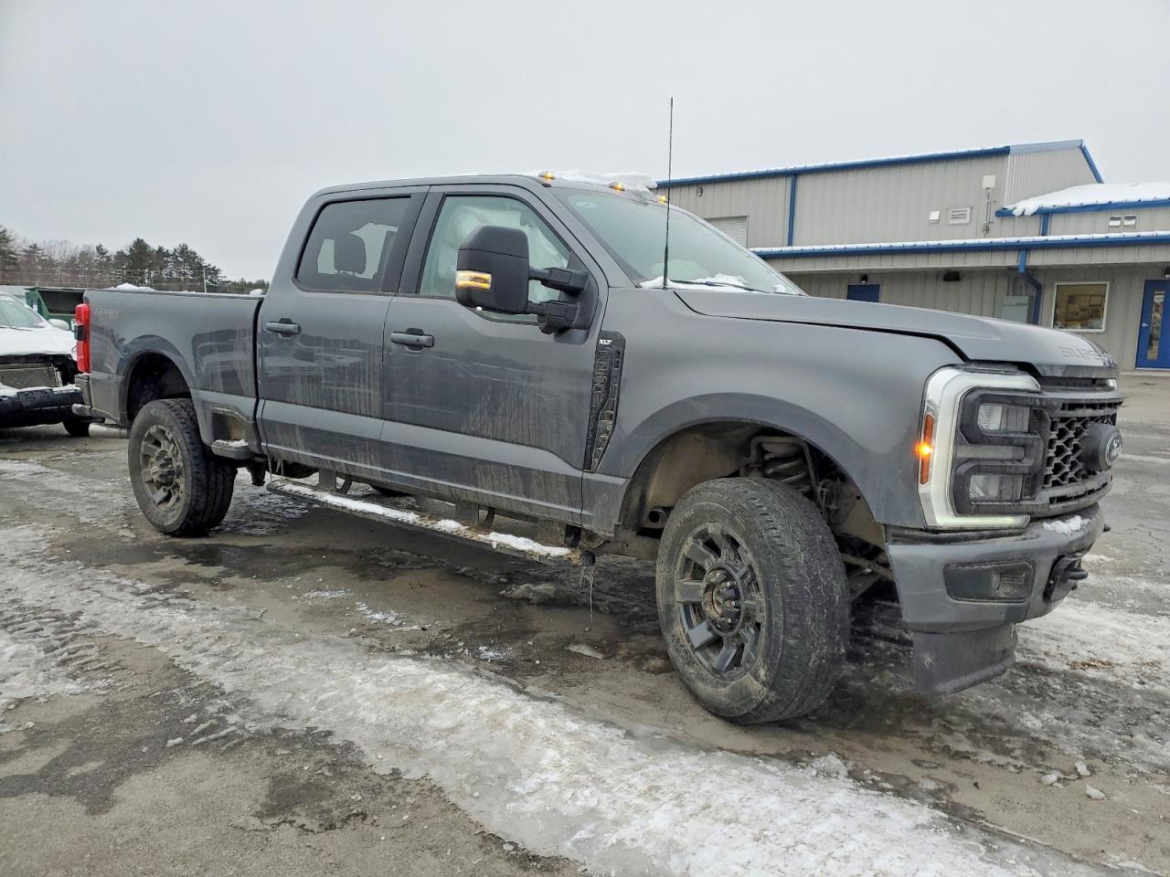2024 Ford F250 Super Duty - Image 4