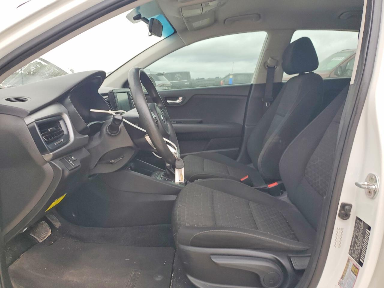 2020 Kia Rio Lx - Фото 7