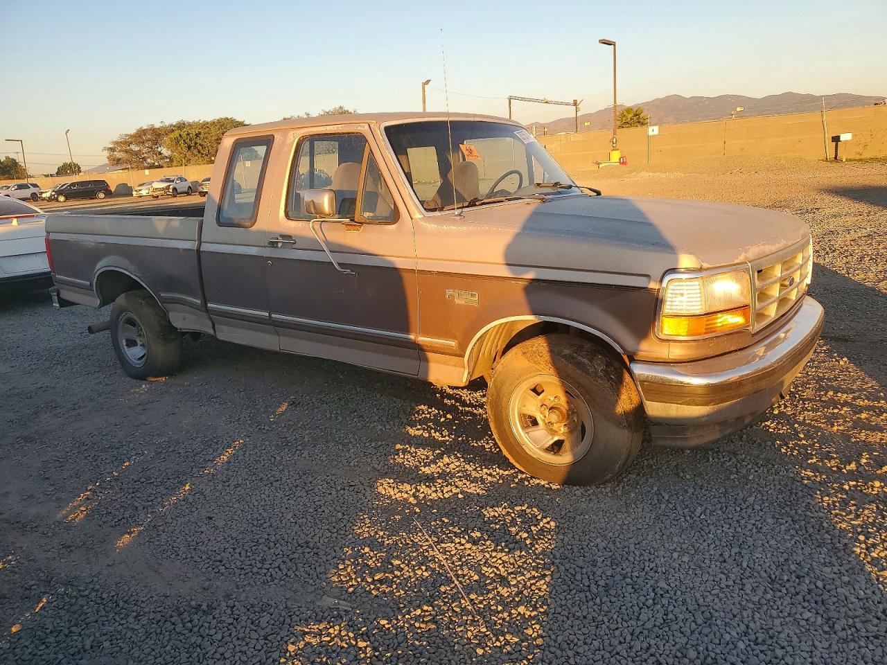 1993 Ford F-150 - Image 4
