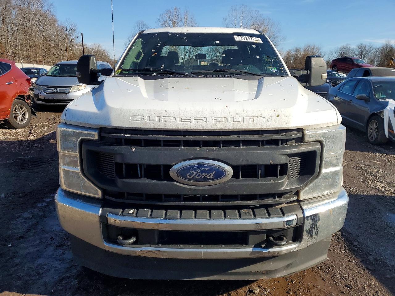 2022 Ford F250 Super Duty - Image 5