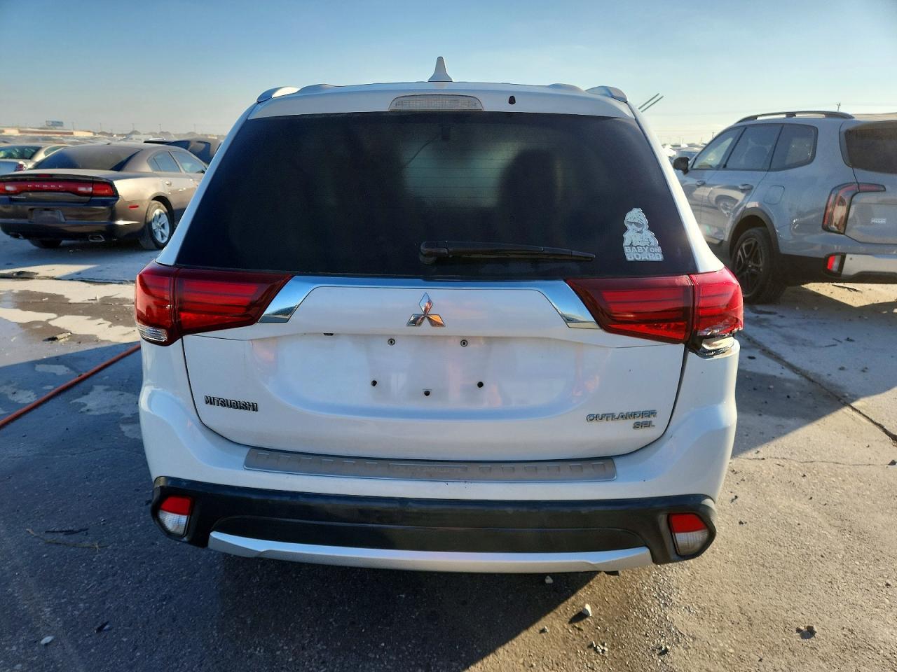2017 Mitsubishi Outlander Se - Image 6