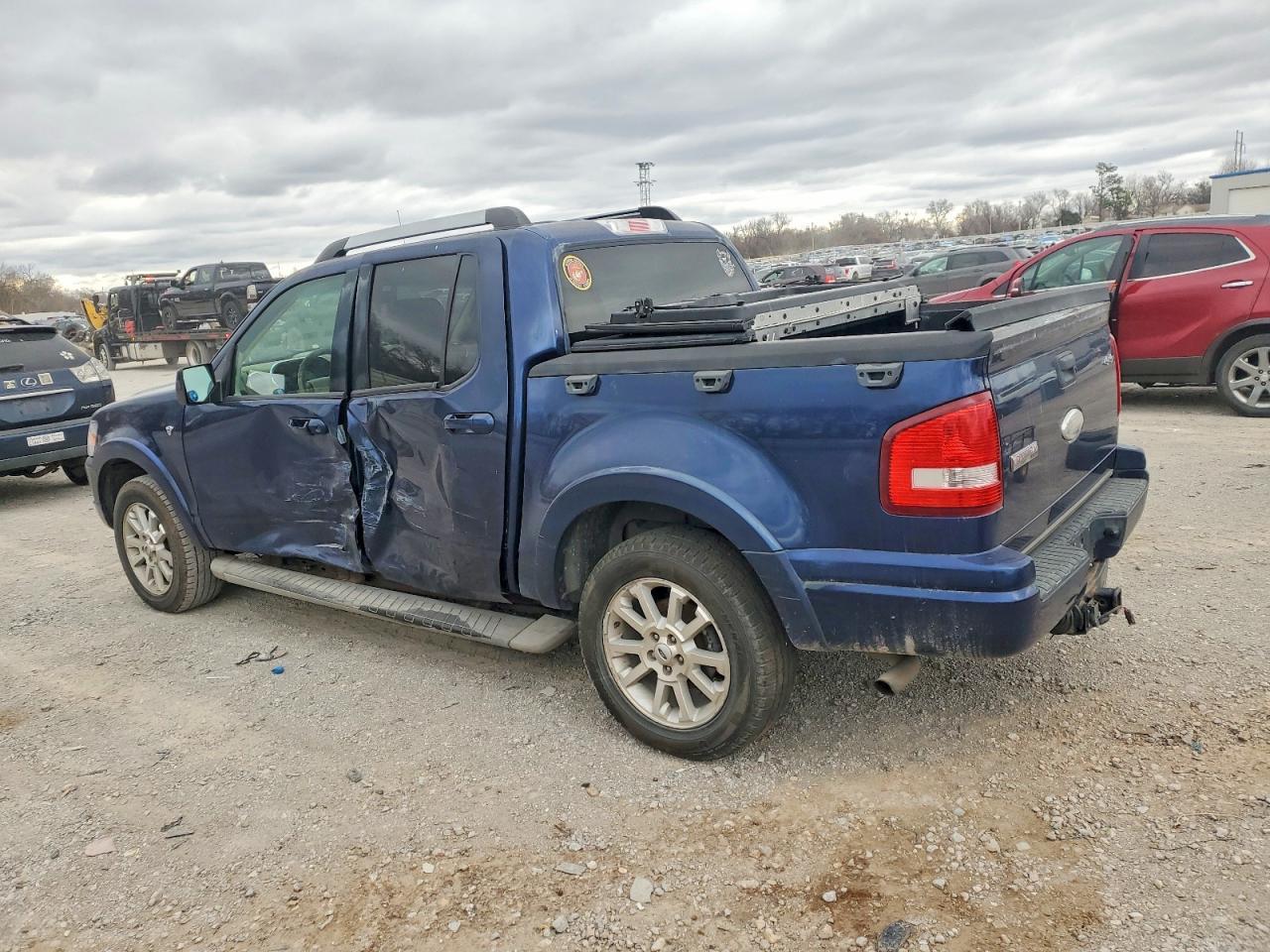 2007 Ford Explorer Sport Trac Limited - Фото 2