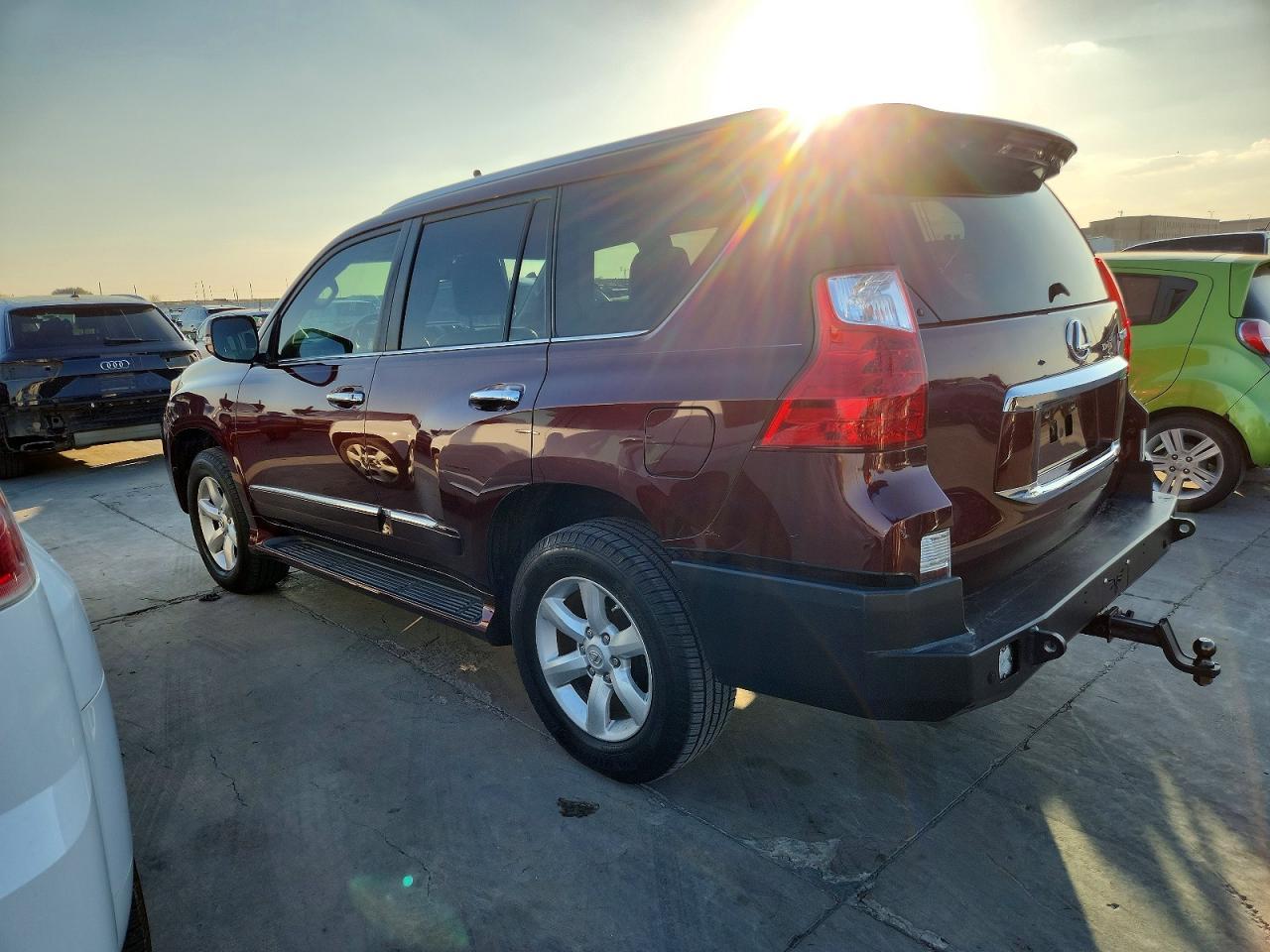 2012 Lexus Gx 460 - Image 2