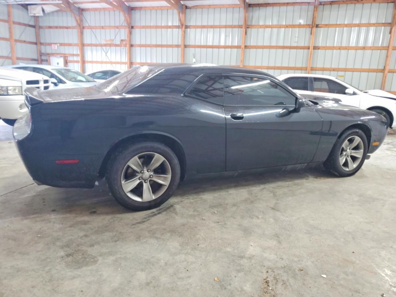 2011 Dodge Challenger - Image 3