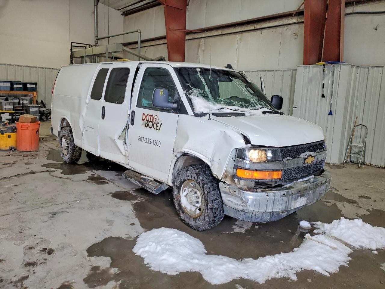 2023 Chevrolet Express G3500 Cargo ** Runs & Drives * Prior Fleet ** - Image 4