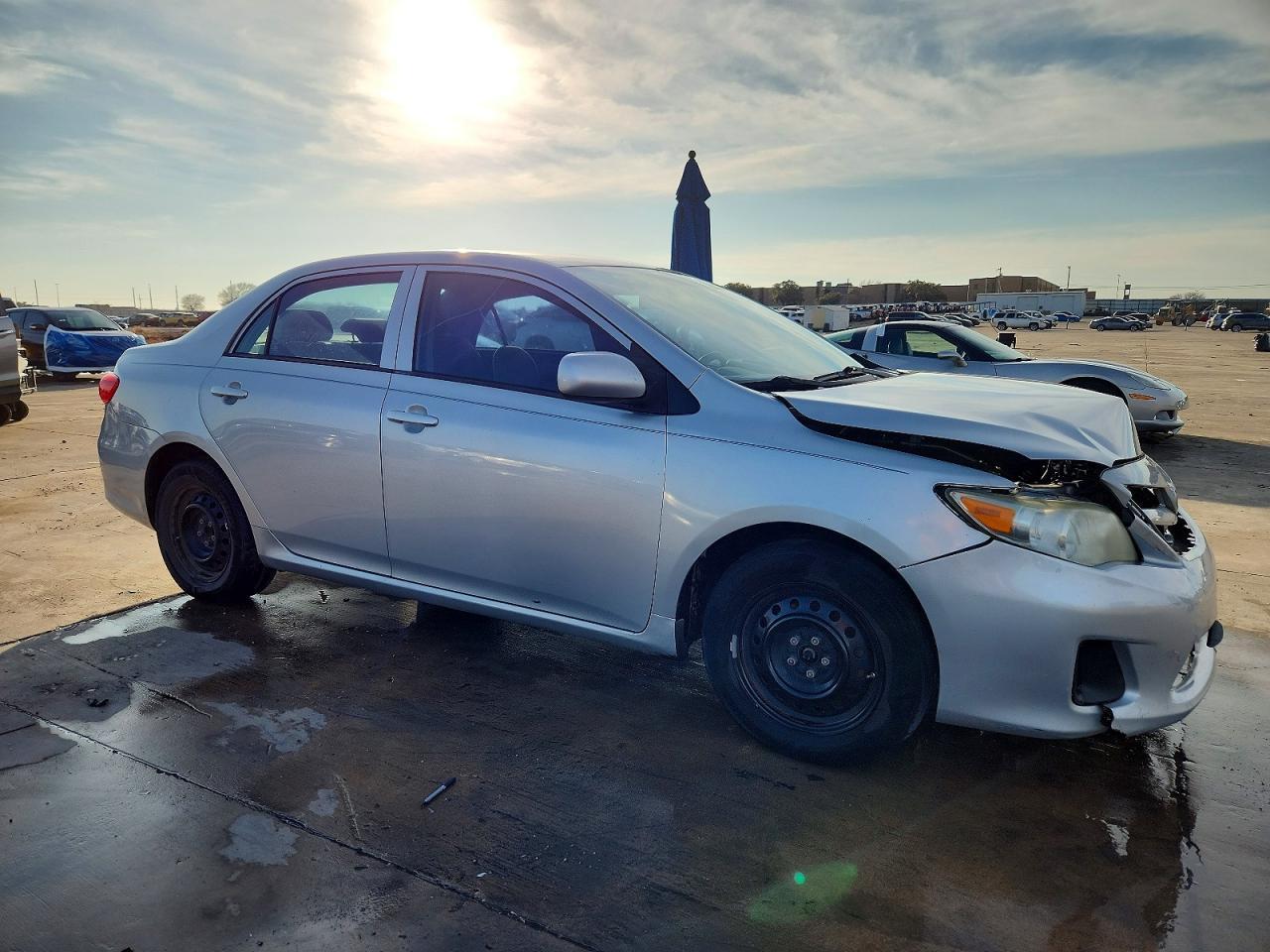 2013 Toyota Corolla L - Фото 4