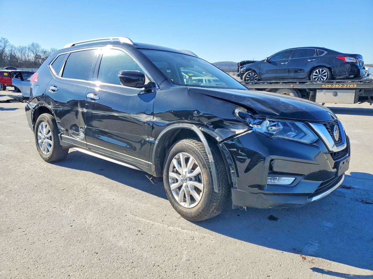 2019 Nissan Rogue S - Image 4