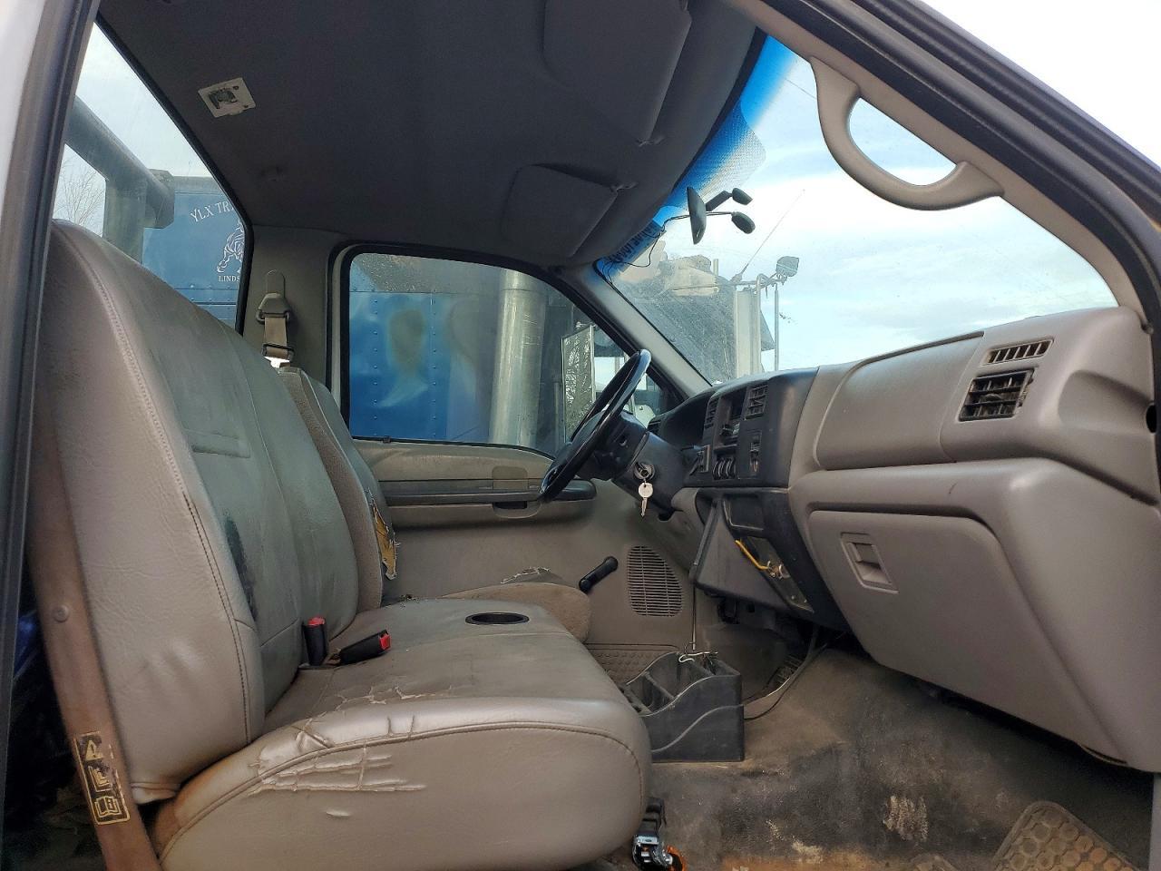 2001 Ford F750 Pressure Digger Truck - Фото 5