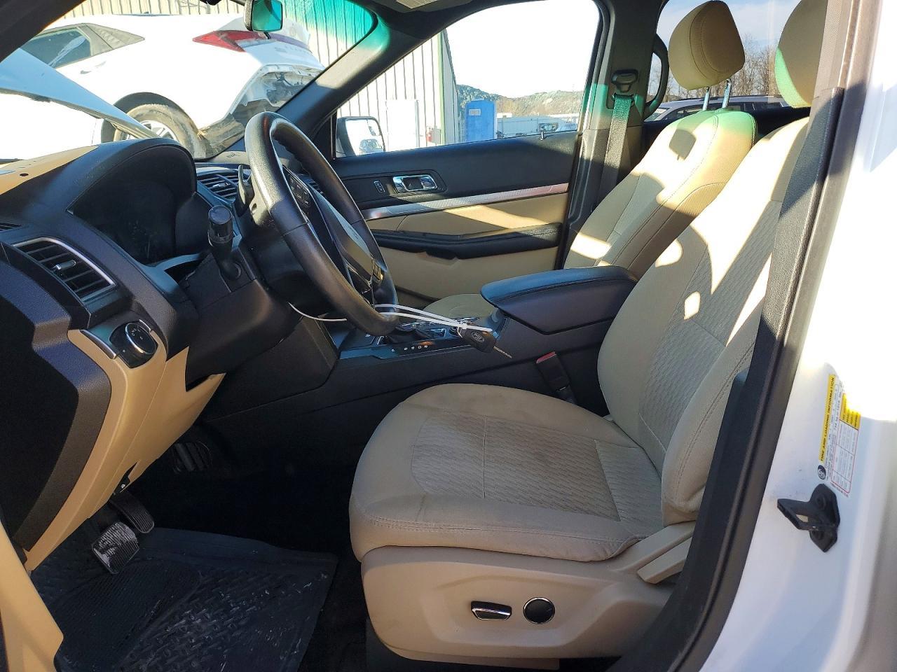 2016 Ford Explorer - Image 7