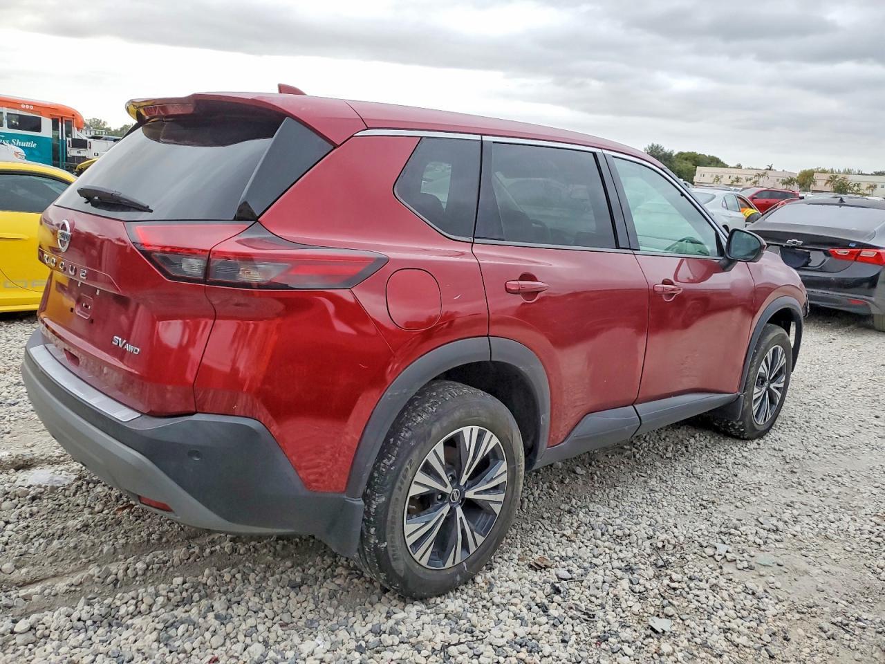 2021 Nissan Rogue Sv - Фото 3