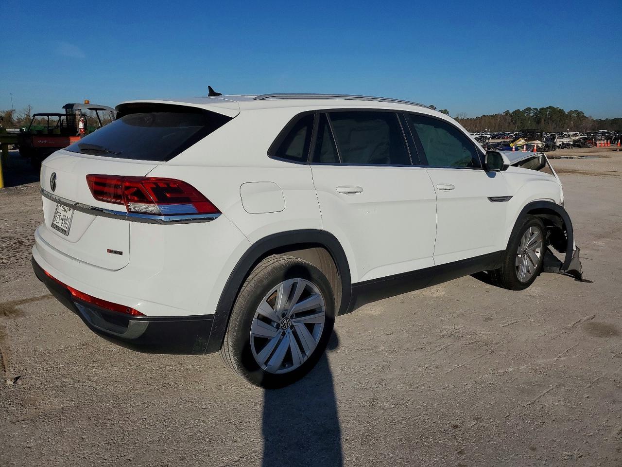 2020 Volkswagen Atlas Cross Sport Se - Фото 3