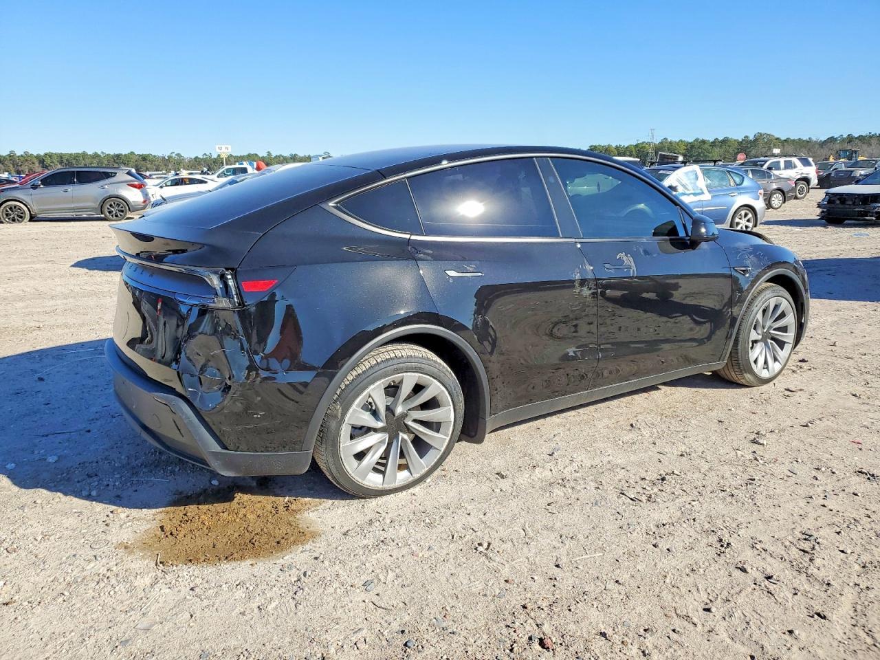 2026 Tesla Model Y - Image 3