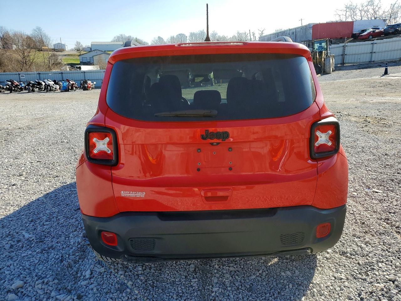 2020 Jeep Renegade Latitude - Фото 6