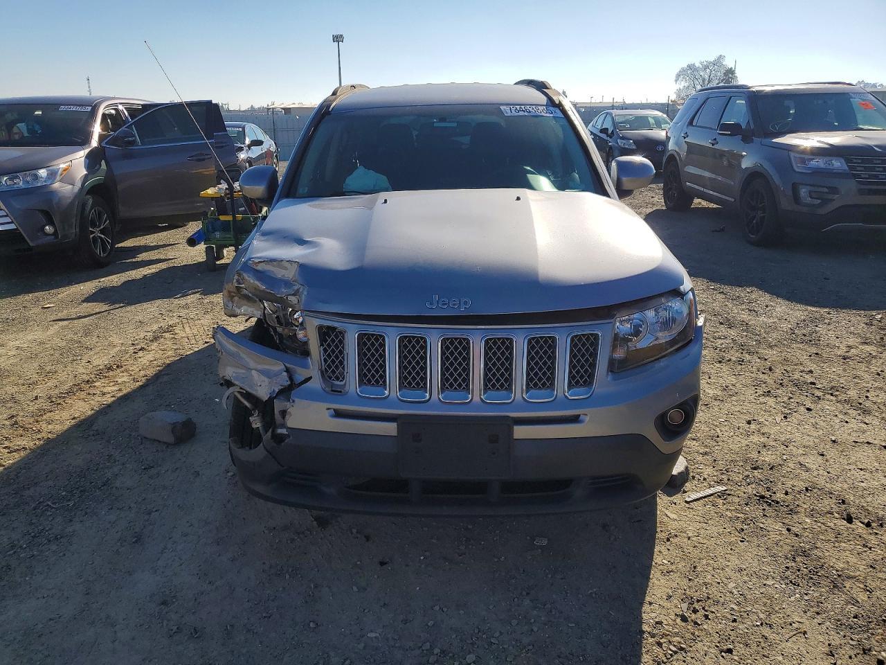2017 Jeep Compass Latitude - Фото 5