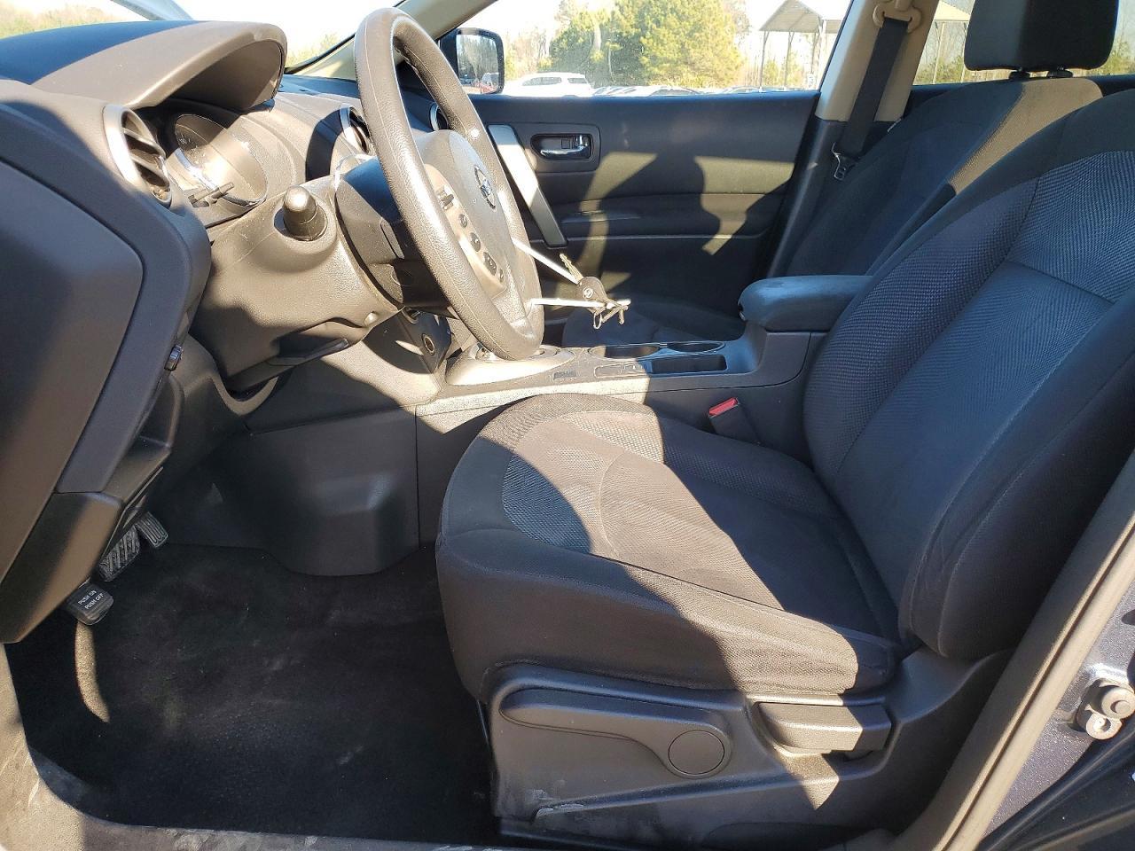 2015 Nissan Rogue Select S - Image 7