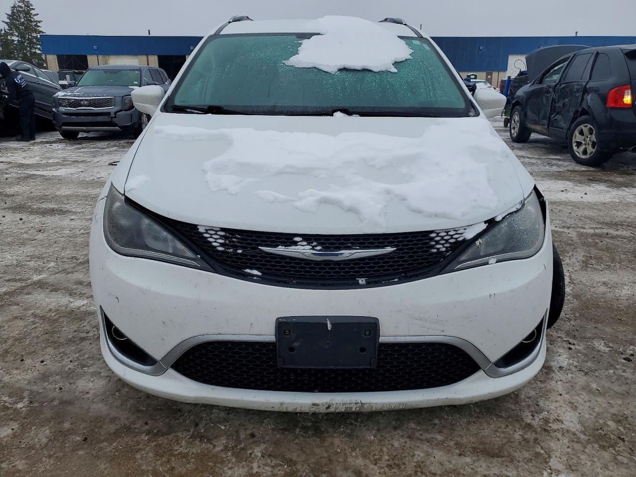 2019 Chrysler Pacifica Touring L - Фото 5