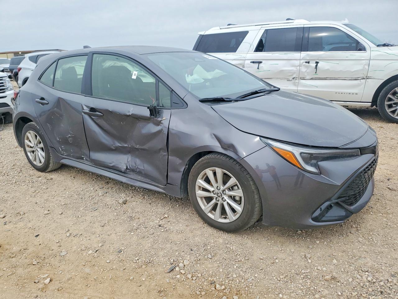 2025 Toyota Corolla Se - Image 4