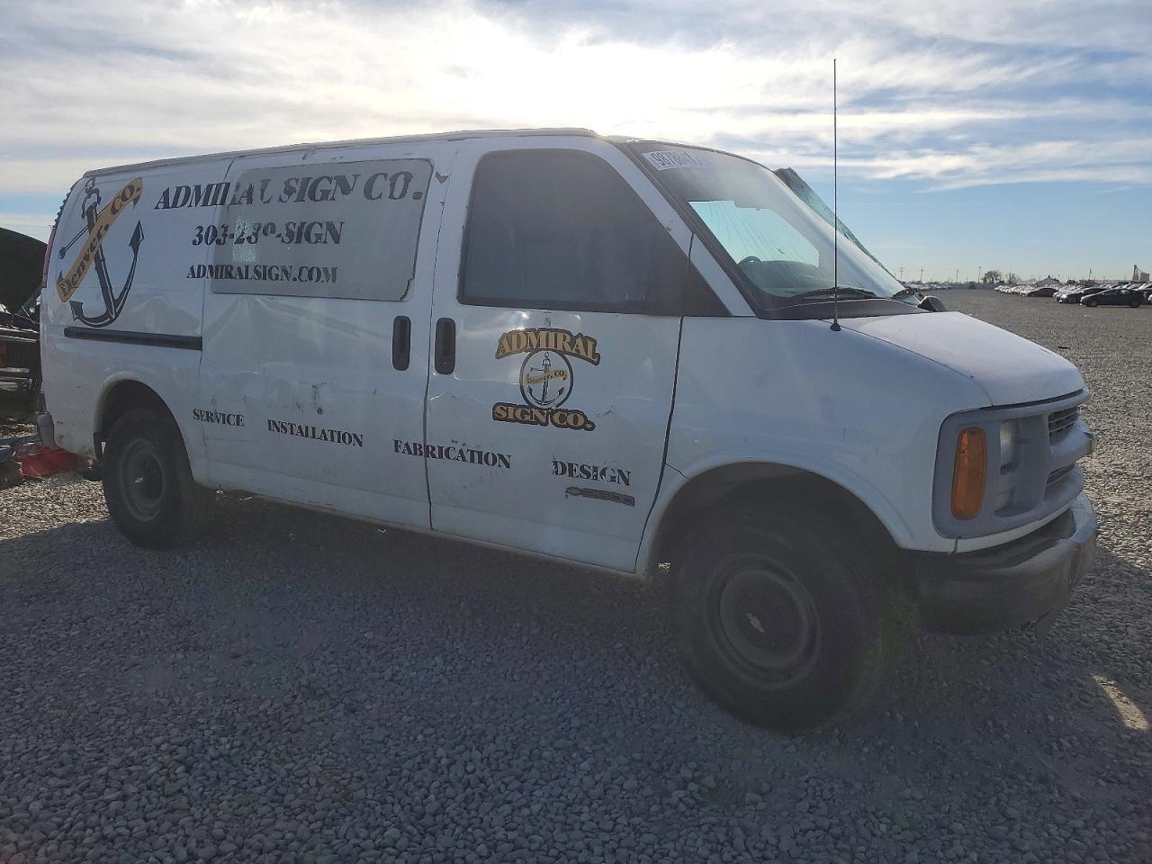 2001 Chevrolet Express 2500 Delivery Van - Фото 4