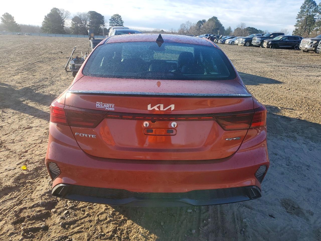 2023 Kia Forte Gt Line - Image 6
