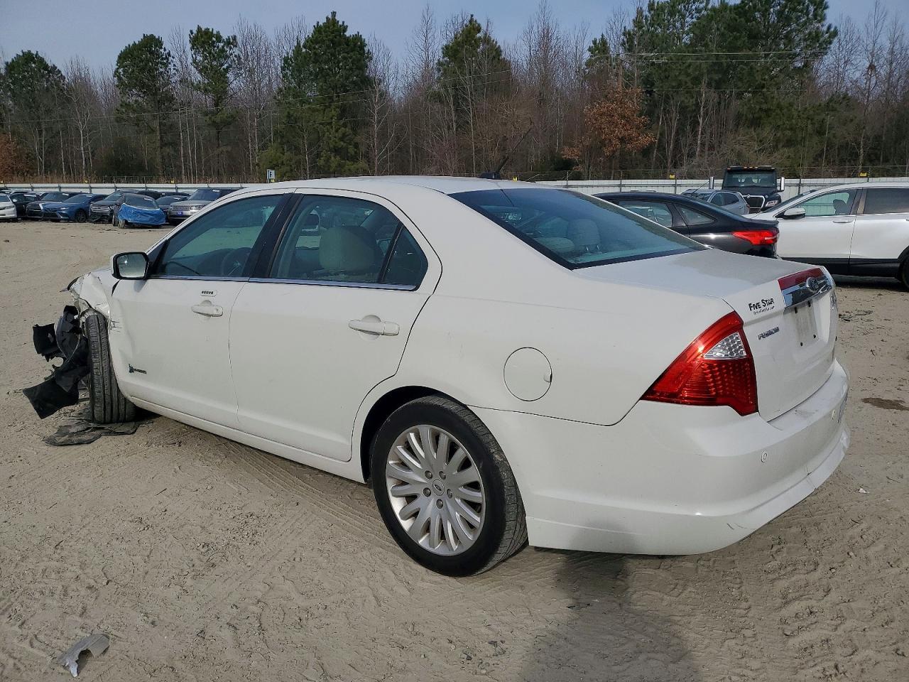 2012 Ford Fusion Hybrid - Фото 2