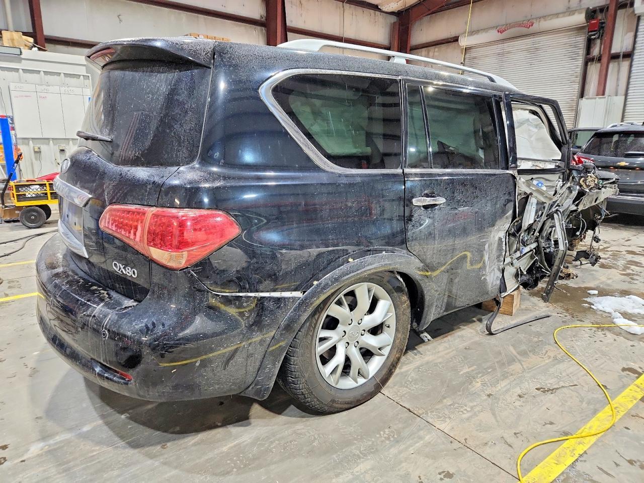2014 Infiniti Qx80 - Image 3