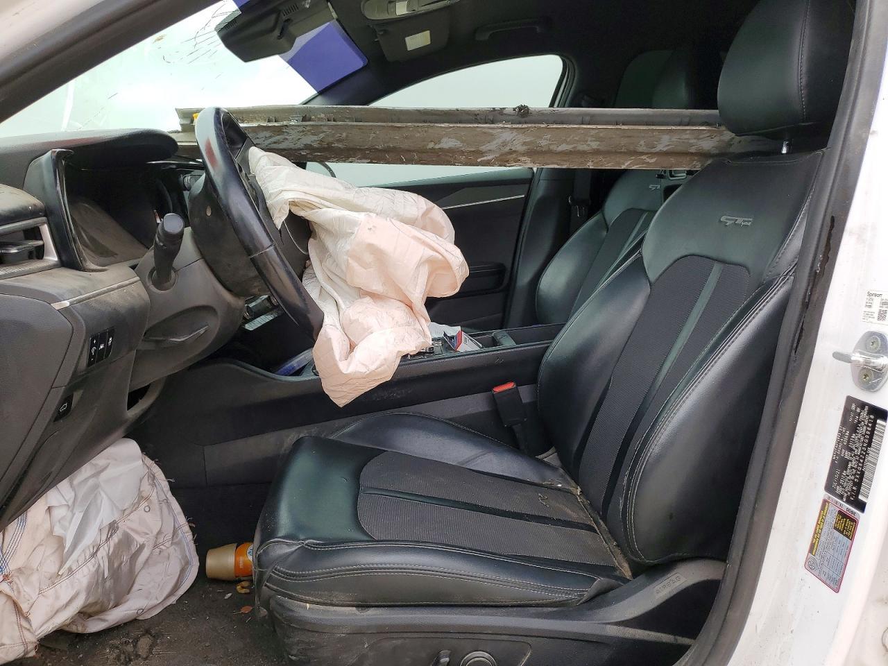 2022 Kia K5 Gt Line - Фото 7