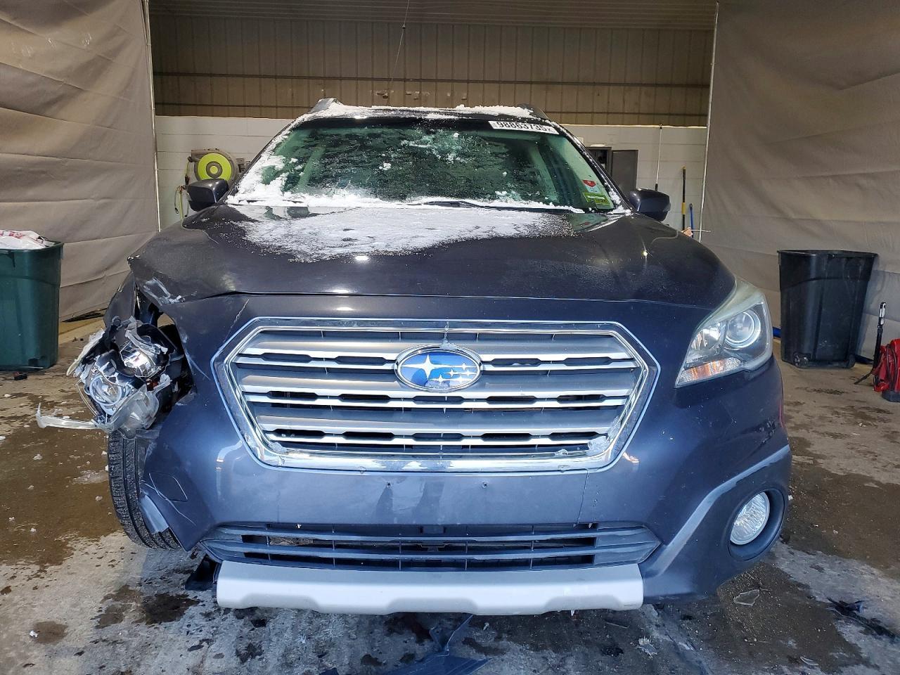 2015 Subaru Outback 2.5I Limited - Image 5