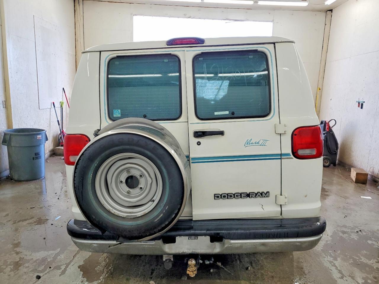 1994 Dodge Ram Van B250 - Фото 6