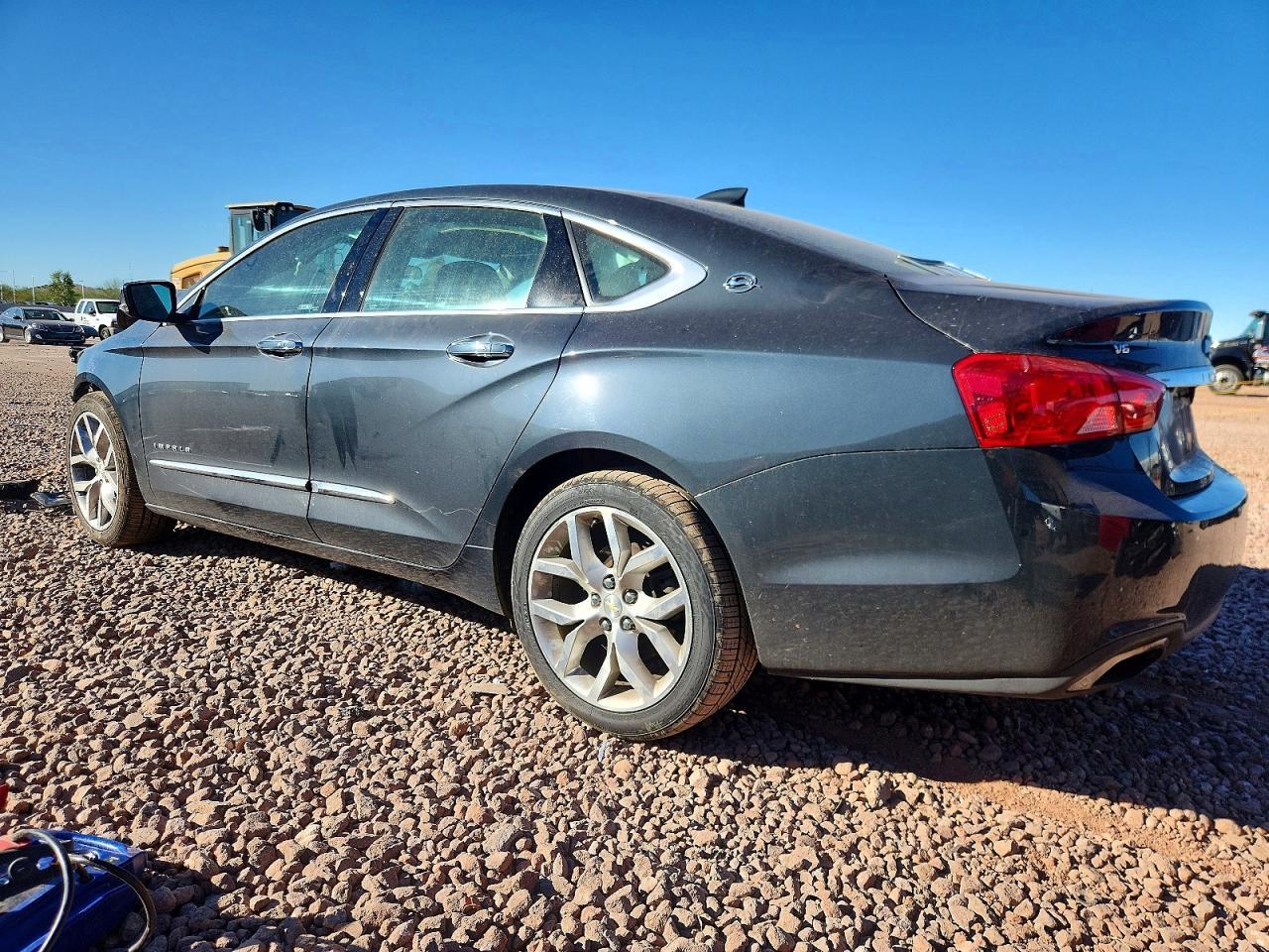 2018 Chevrolet Impala Premier - Фото 2
