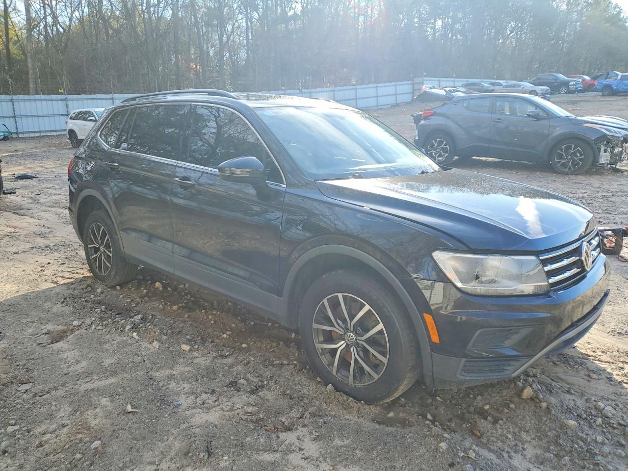2019 Volkswagen Tiguan Se - Фото 4