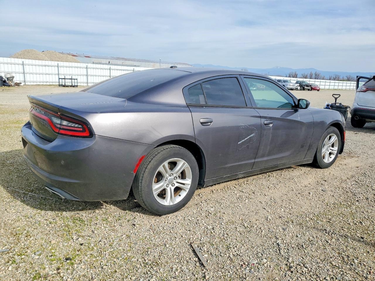 2015 Dodge Charger Se - Фото 3